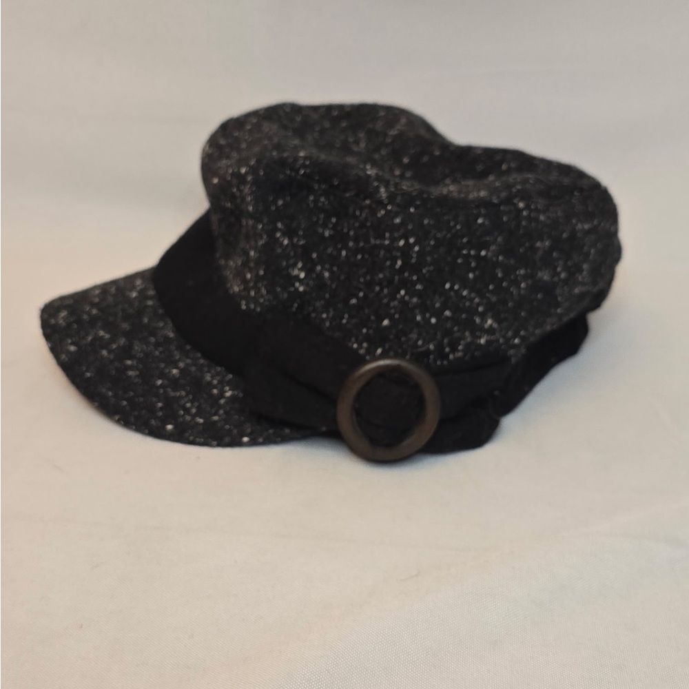 D&Y Black and Gray Cap